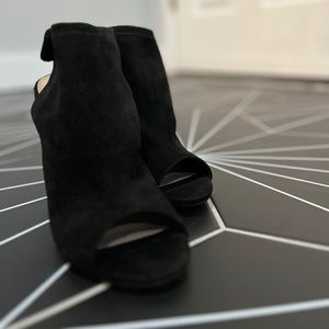 Women's Aldo Suede Heels, NWT, Size 7.5